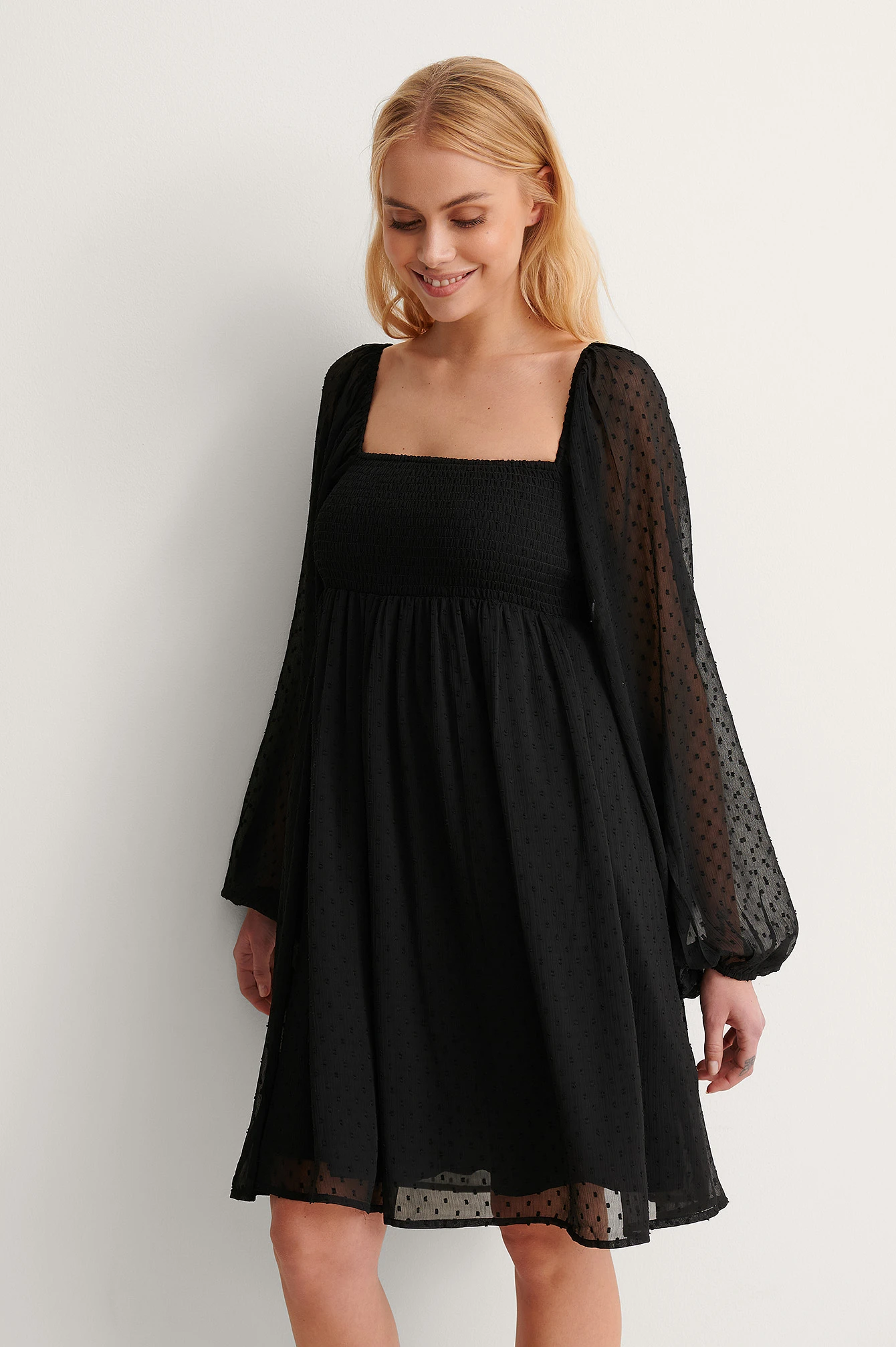 Robe Mini À Col Carré – Image 3