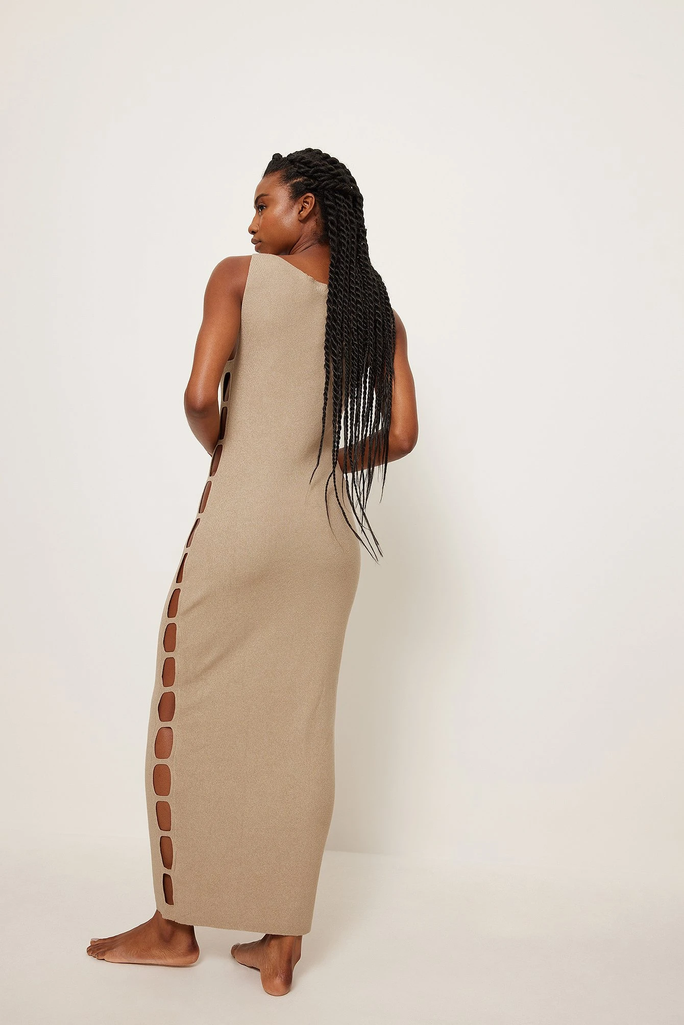 Robe Longue En Maille à Découpes – Image 6