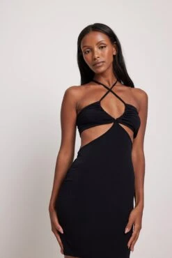 NA-KD Robe Courte à Bretelles Et Détail Goutte D'eau