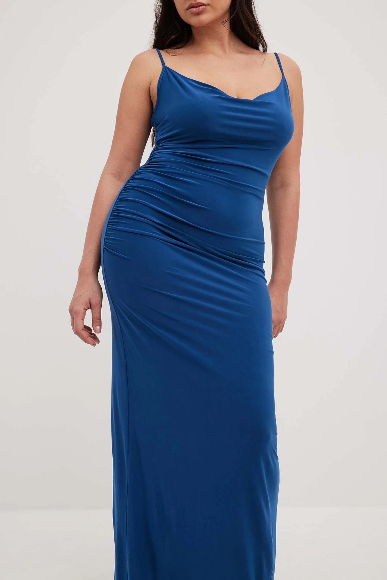 Robe Drapée à Fines Bretelles – Image 14