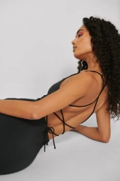 Robe Mini à Bretelles Au Dos