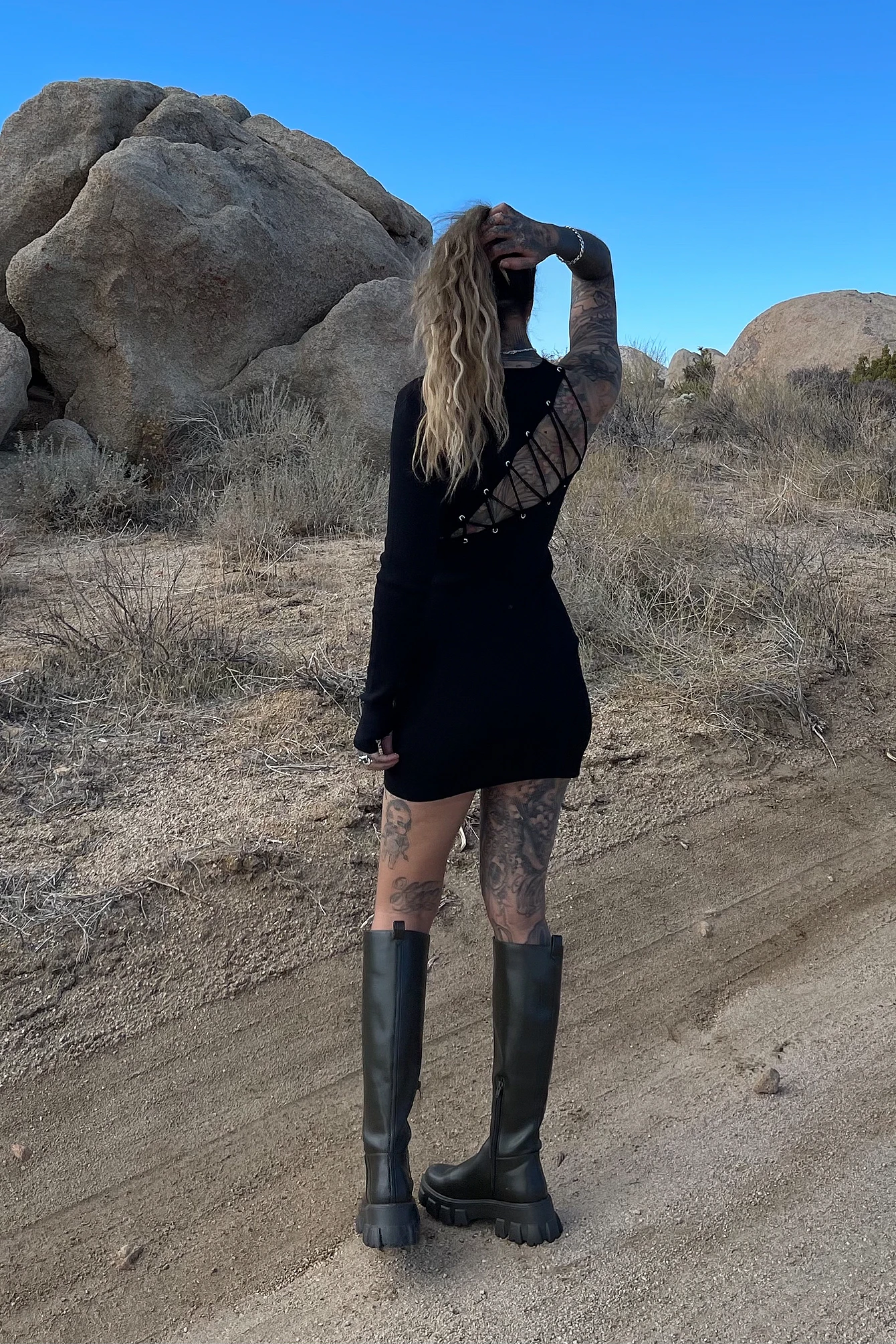 Robe à Une Manche – Image 5