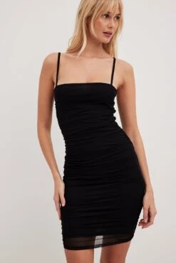 Robe Courte Drapée En Tulle à Double Bretelles