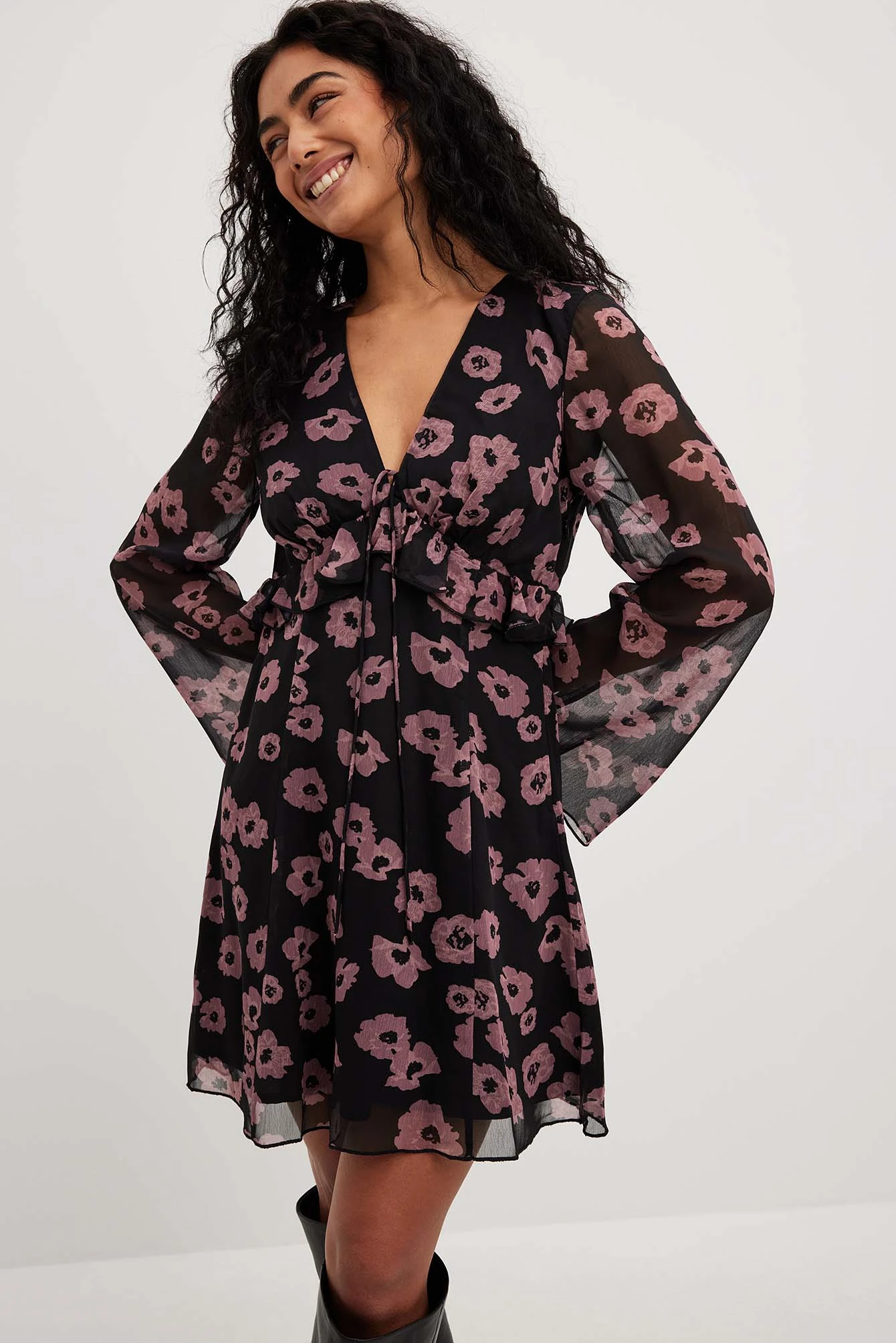 Robe Courte Fluide Ă Volants