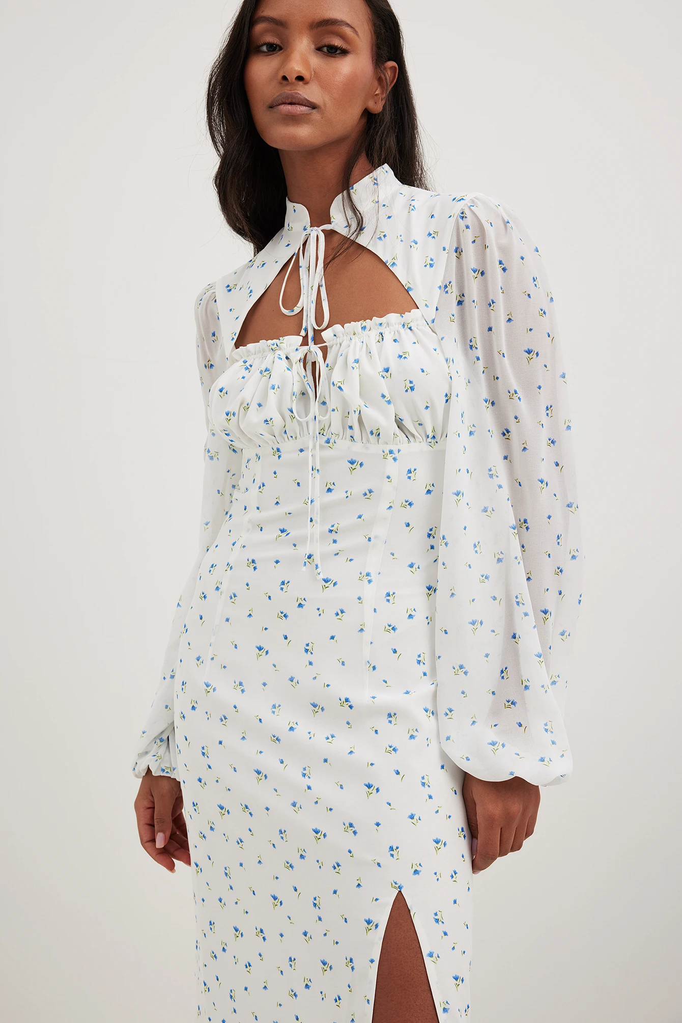 Robe Mi-longue à Fronces à Manches Longues – Image 3