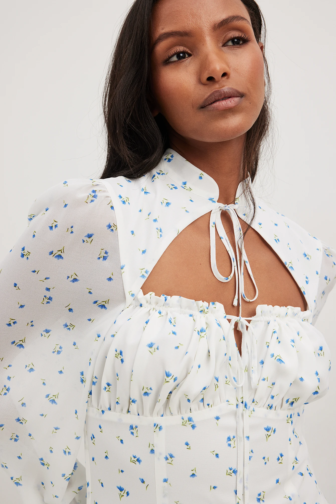 Robe Mi-longue à Fronces à Manches Longues – Image 4