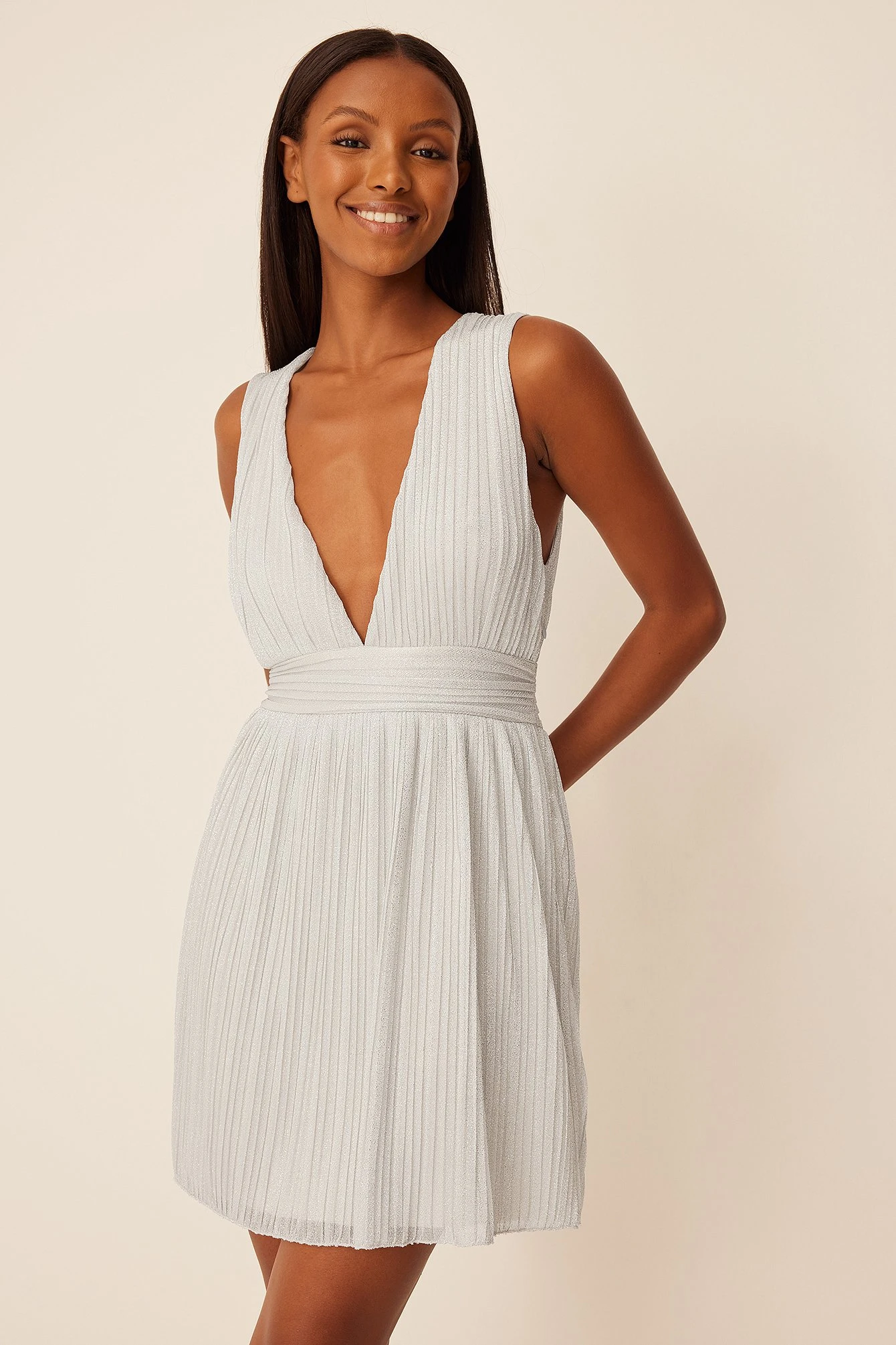 Robe Courte Pailletée – Image 5