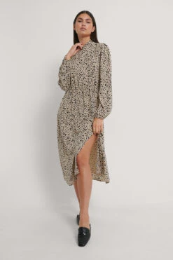 Robe Midi Col Haut