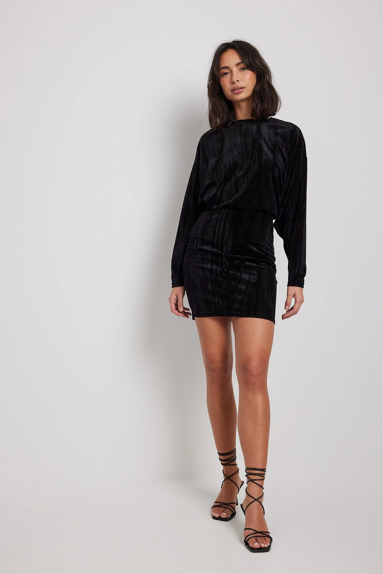 Robe Courte Ample En Velours – Image 4