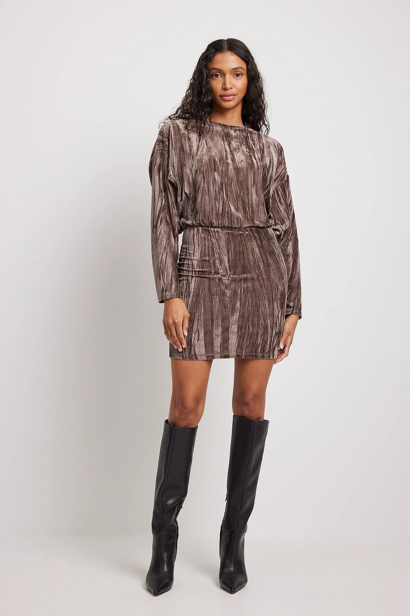 Robe Courte Ample En Velours – Image 11