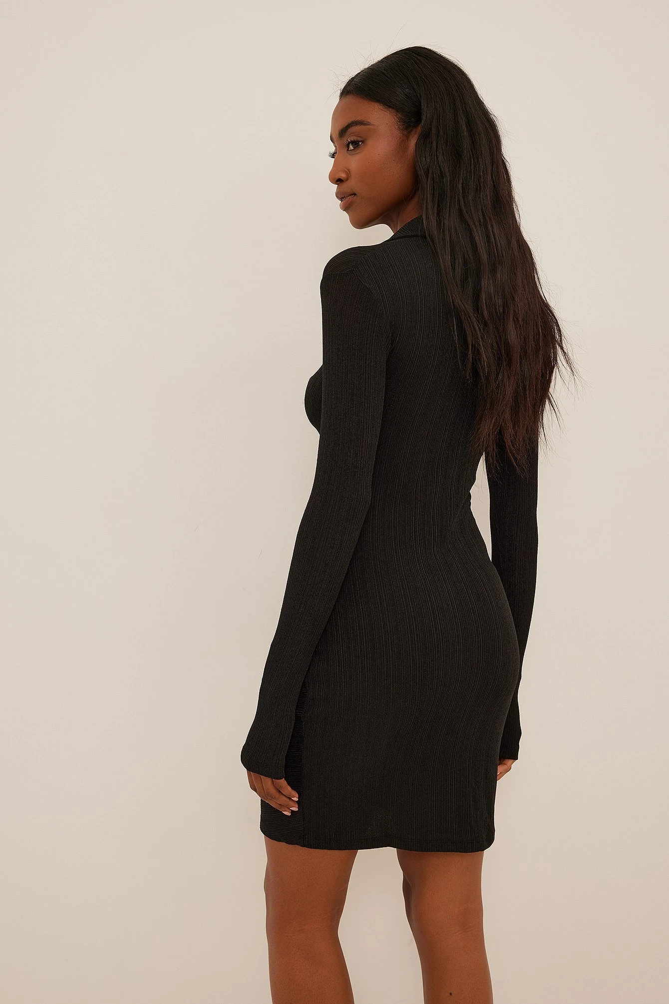 NA-KD Robe à Boutons – Image 2