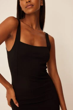 Robe Mini à Col Carré