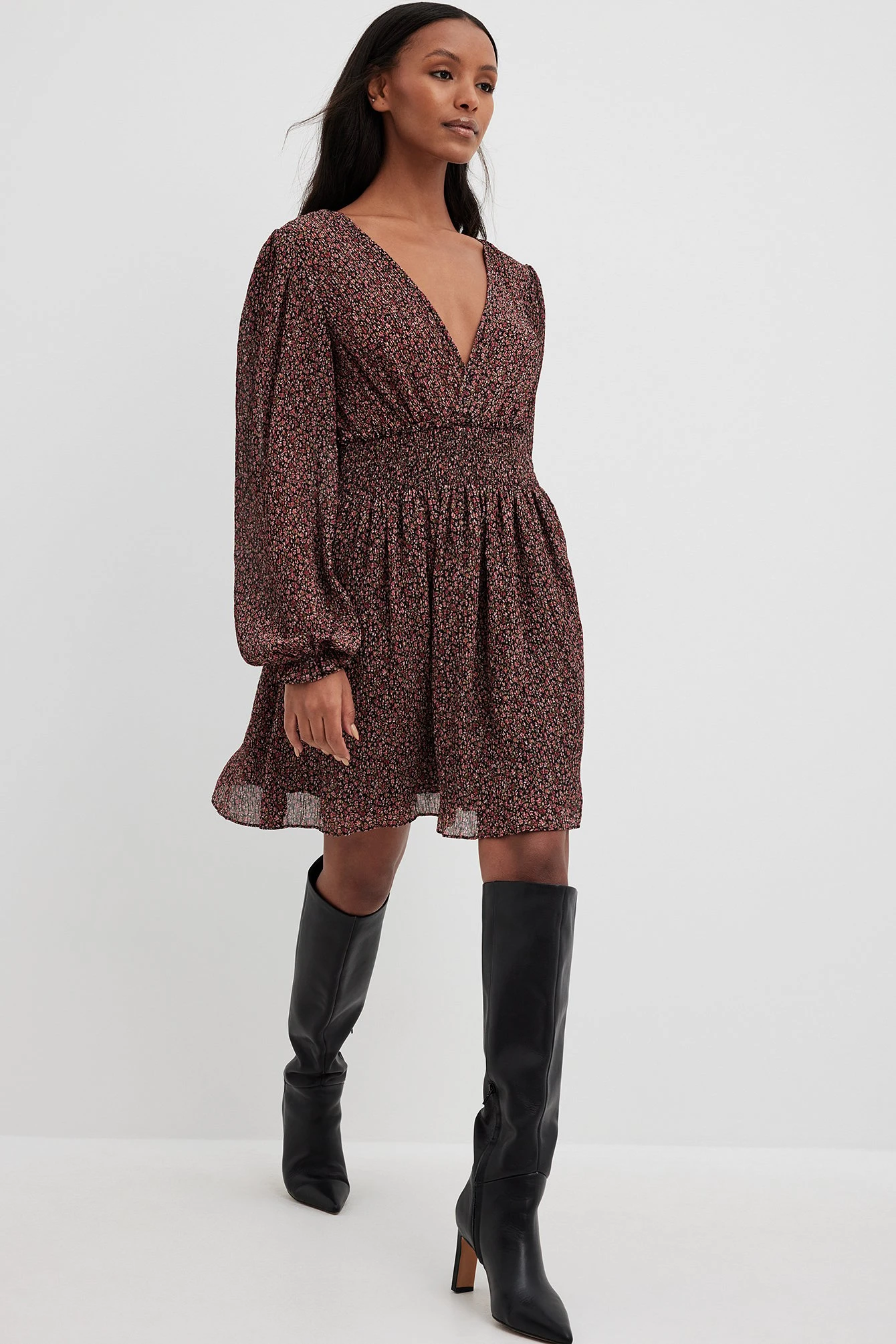 Robe Structurée à Taille Smockée – Image 5