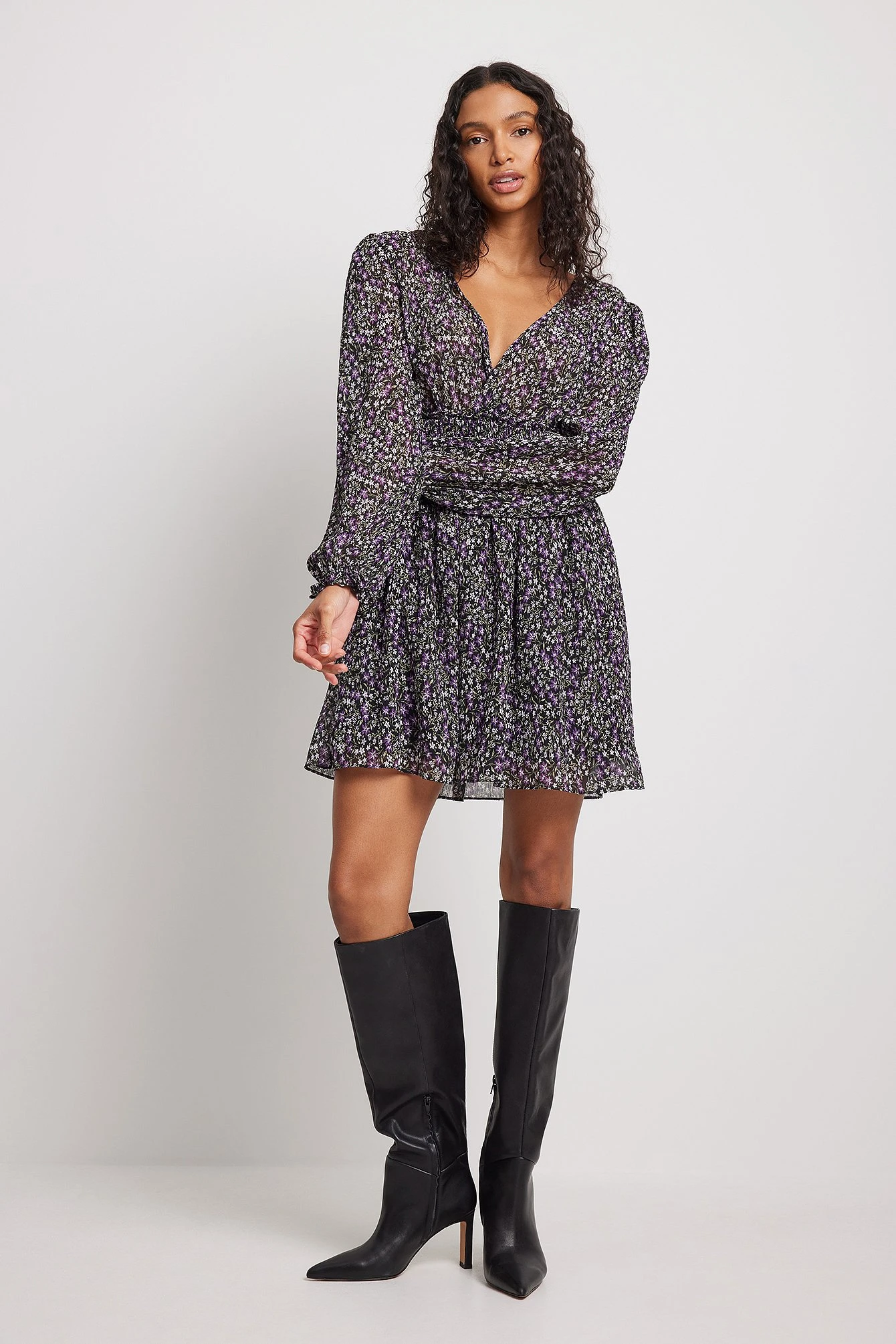 Robe Structurée à Taille Smockée – Image 13