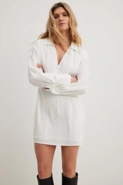 NA-KD Mini Robe Portefeuille