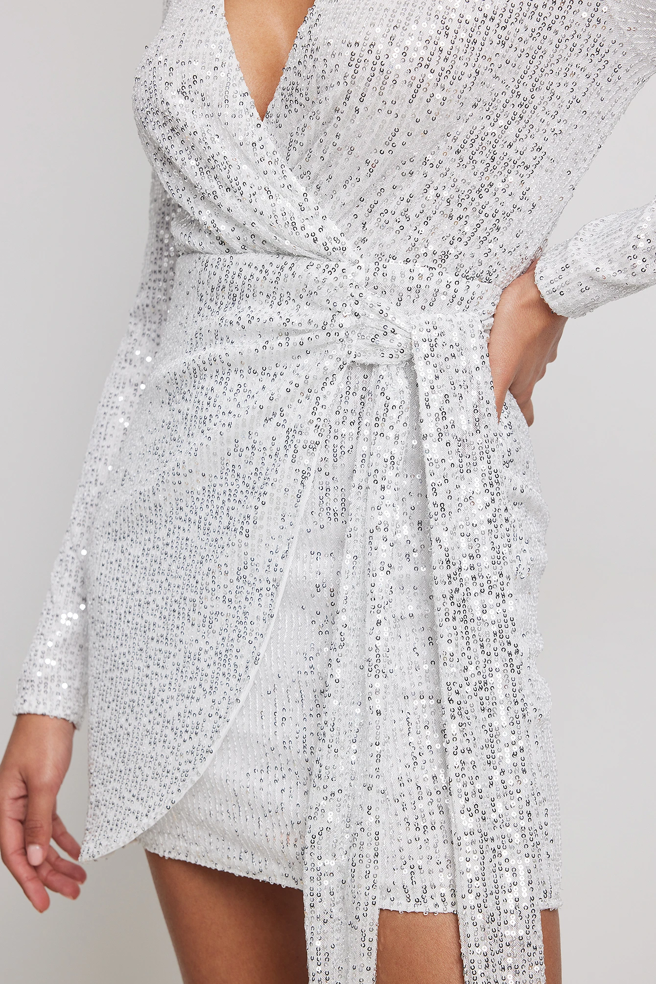 Mini Robe à Paillettes – Image 4