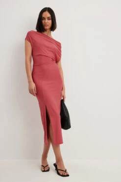 NA-KD Robe En Jersey à épaules Dénudées