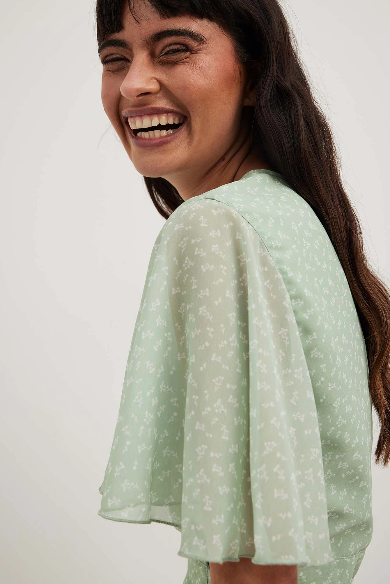 Robe Mi-longue à Manches Courtes