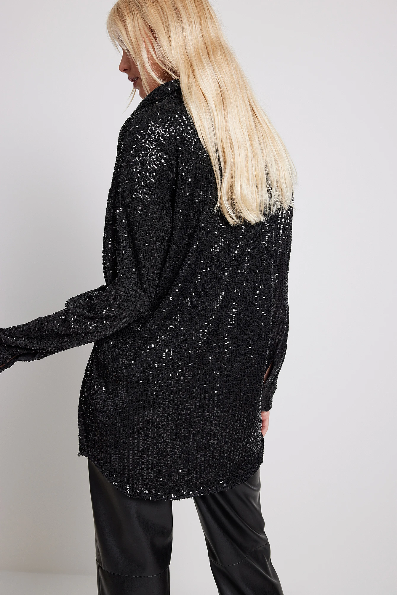 Robe Chemise Oversize à Sequins – Image 8