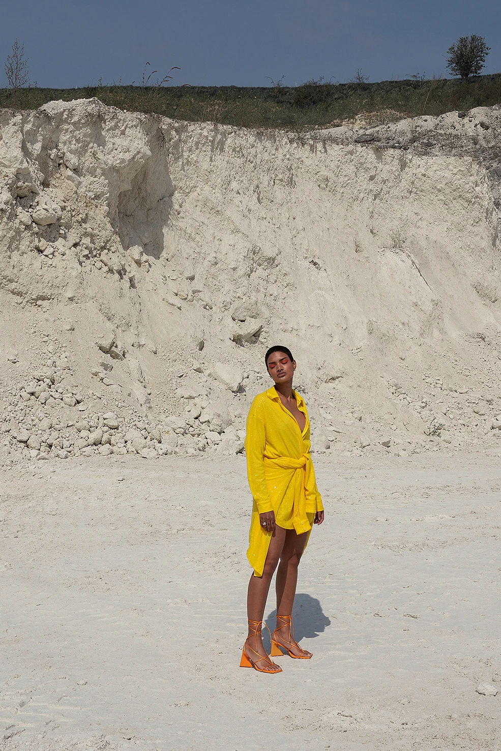 Robe Chemise Oversize à Sequins – Image 13