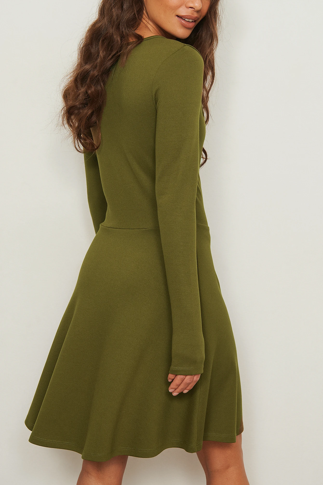 Robe à Col Carré – Image 2