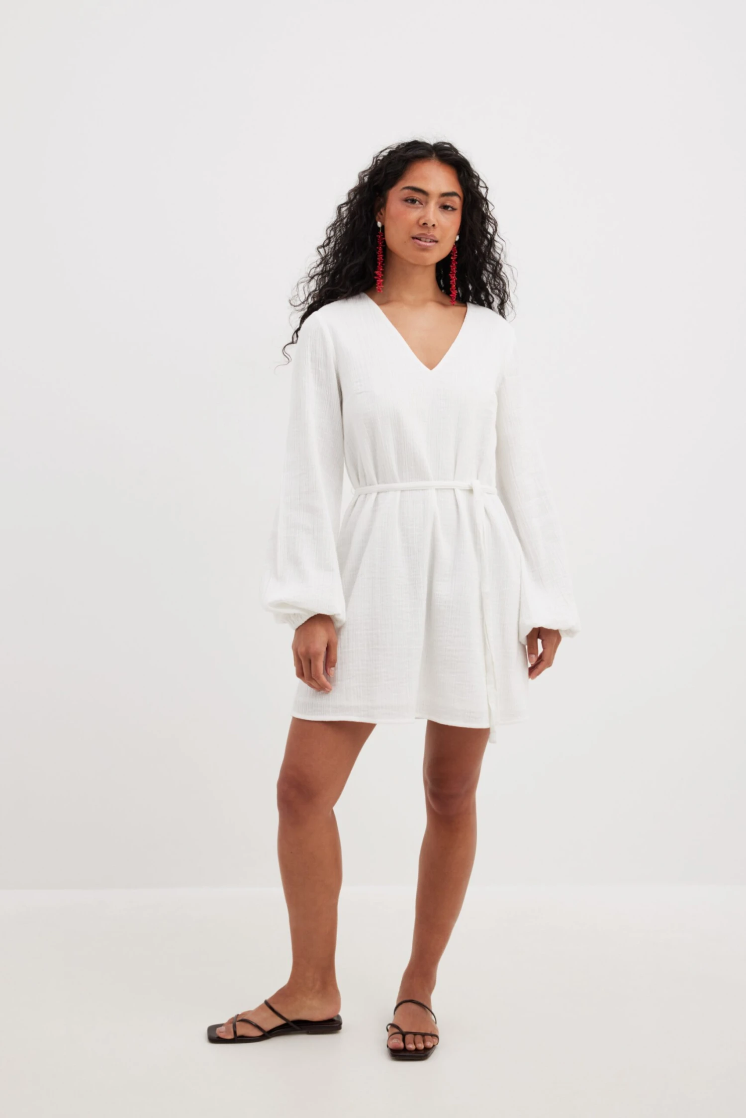 Robe Courte En Coton Doux Nouée à La Taille – Image 4
