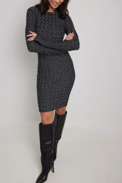 NA-KD Robe Mi-longue à Structure