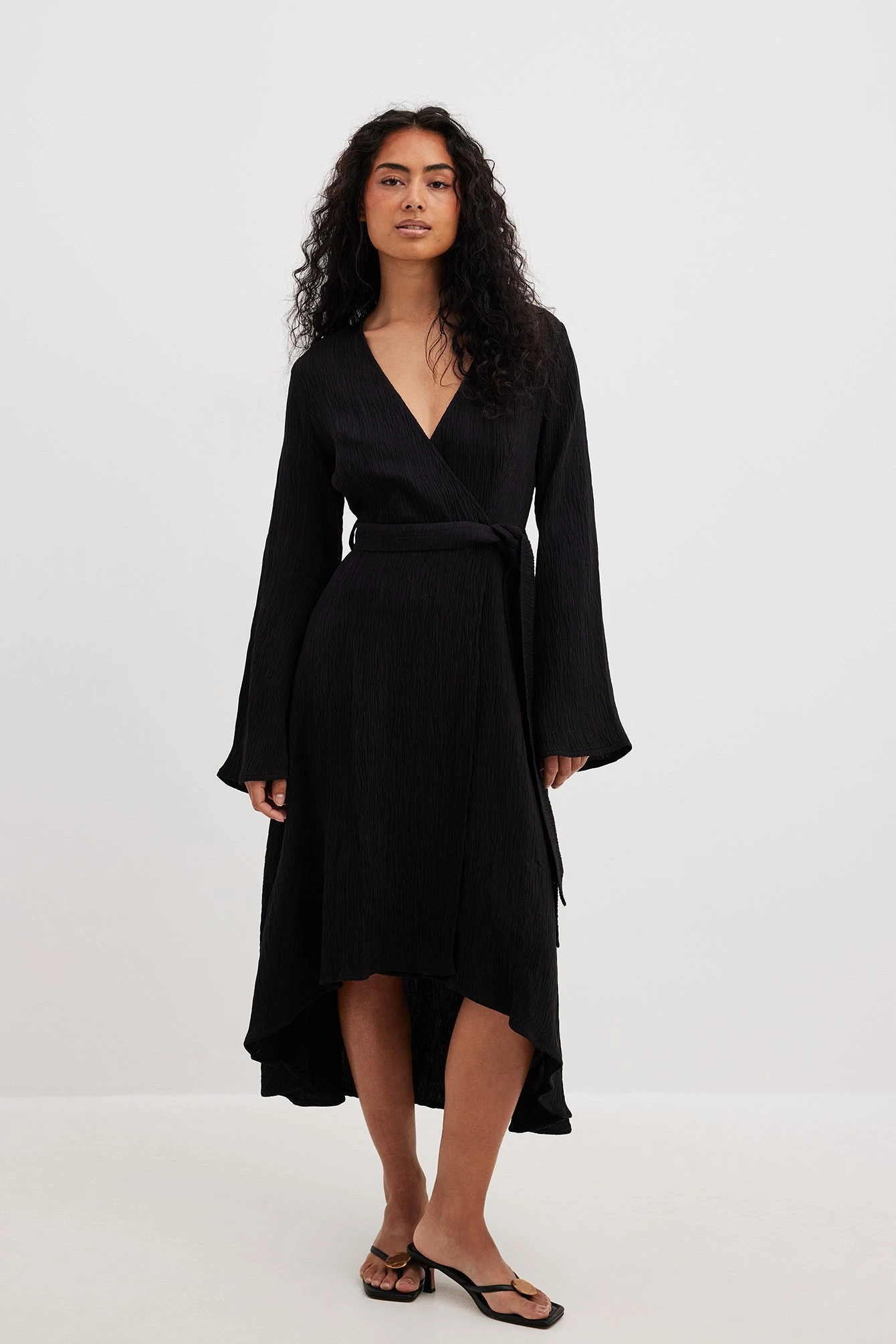 Robe Structurée à Dos Long Et Taille Nouée – Image 7
