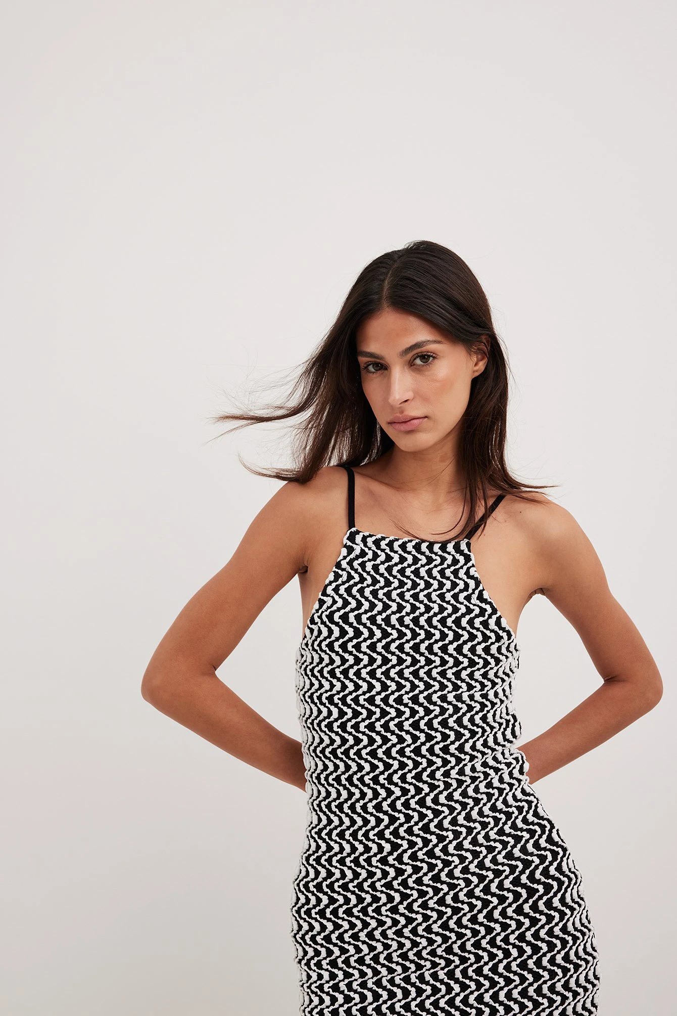 Robe Longue Structurée Fendue – Image 4