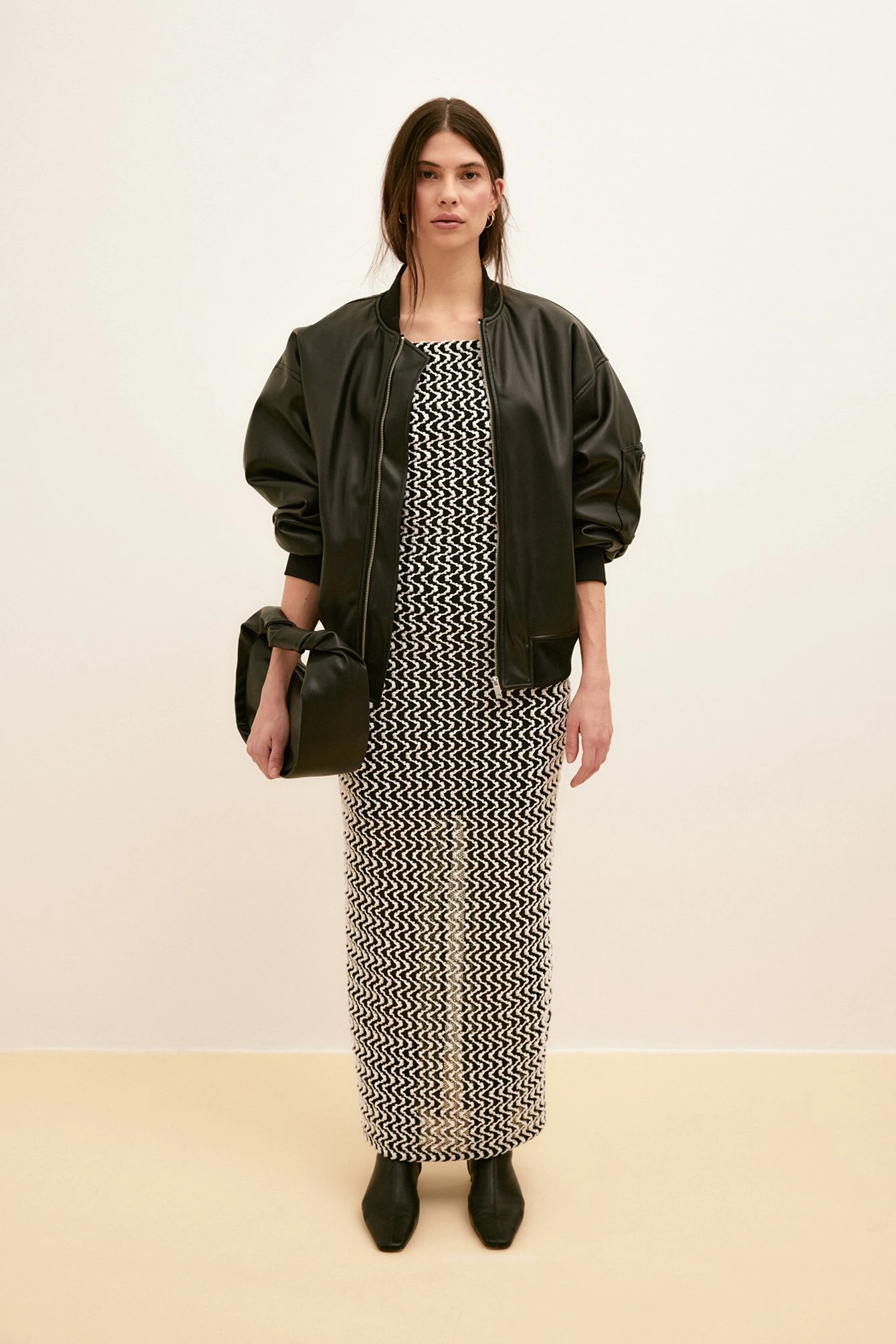 Robe Longue Structurée Fendue – Image 6